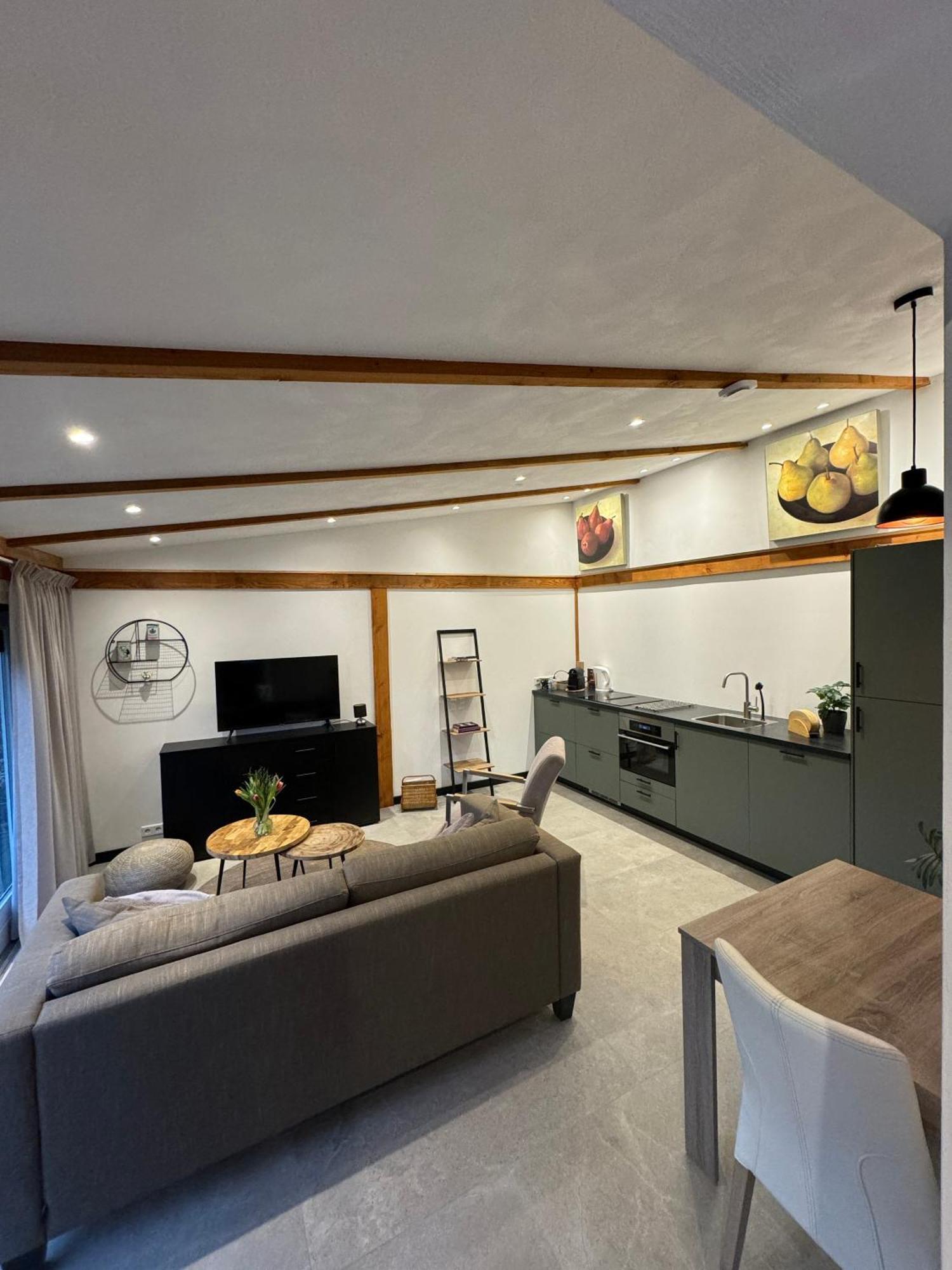 De Seuterhoeve 'S-Gravendeel Экстерьер фото
